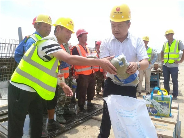 1543459542725915.jpg 27.jpg