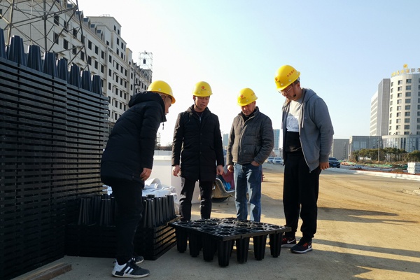 1609496114919298.jpg 南昌市政建設(shè)黨委副書記總經(jīng)理王海龍到洛陽東路綜合改造工程指導(dǎo)工作600400P6.jpg