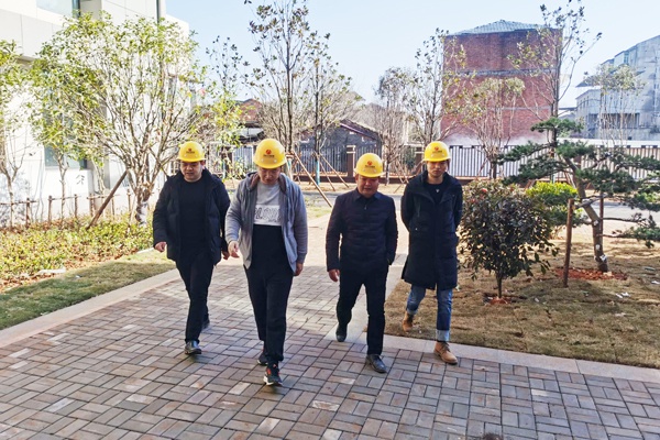 1609496996254273.jpg 南昌市政建設(shè)黨委副書記總經(jīng)理王海龍到進(jìn)賢縣基礎(chǔ)教育提升改造工程項目指導(dǎo)工作600400P2.jpg