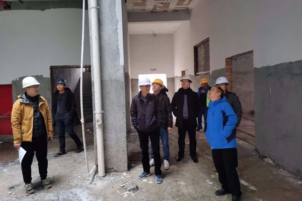 1609979993945652.jpg 市政公用集團(tuán)總工程師鄭學(xué)平進(jìn)賢縣基礎(chǔ)教育提升改造工程視察6004002.jpg