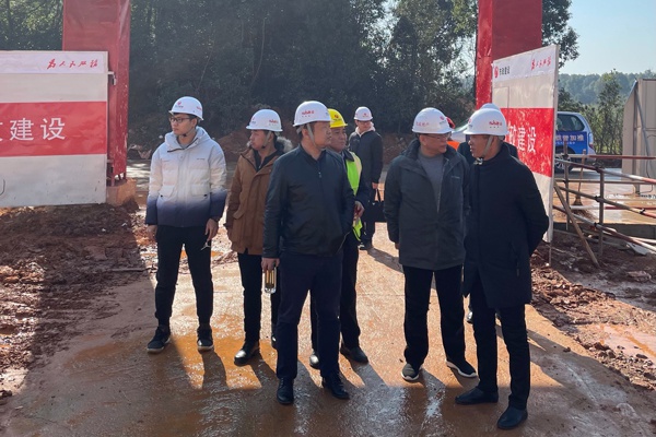 1610499675240603.jpg 南昌市政建設(shè)黨委副書記張世東湖南名門國際指導(dǎo)工作6004001.jpg