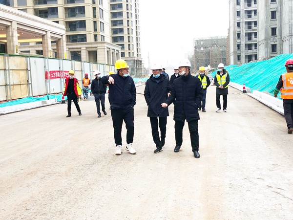 1611555474494053.jpg 南昌市政建設(shè)集團(tuán)對(duì)市政公用城周邊市政道路項(xiàng)目進(jìn)行質(zhì)量安全進(jìn)度大檢查6002.jpg