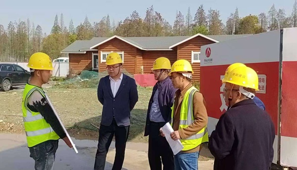 1616576835965788.jpg 南昌市政公用生態(tài)農(nóng)業(yè)示范園研發(fā)大樓項目進(jìn)行安全生產(chǎn)文明檢查6001.jpg