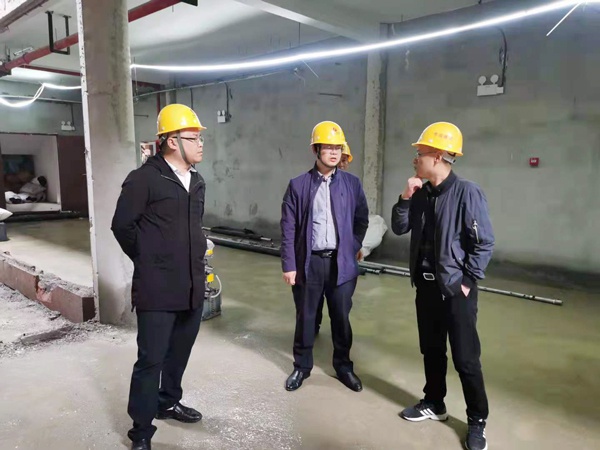 1619685895630218.jpg 市政建設(shè)付海華前往萬壽宮二次裝修改造項(xiàng)目調(diào)研指導(dǎo)6002.jpg