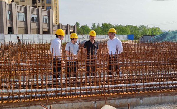 1620268290899354.jpg 市政建設(shè)集團(tuán)呂文萬載縣南部新城項目五一節(jié)前檢查6001.jpg