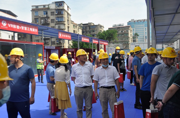 1623913490858051.jpg 市政公用集團(tuán)曹云翔桃南安全文明施工標(biāo)準(zhǔn)化觀摩會(huì)現(xiàn)場(chǎng)6002.jpg