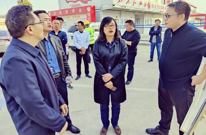 1637132209351233.jpg 南昌縣副縣長汪芳蒞臨南昌縣人才公共實訓(xùn)基地(縣中專)項目檢查指導(dǎo)691.jpg