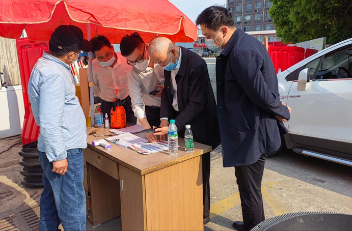 1650525524737730.jpg 張世東走訪慰問南昌縣項(xiàng)目一線職工6911.jpg