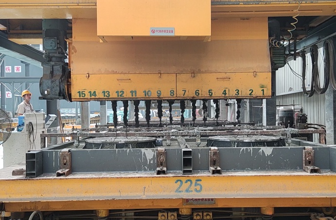 南昌市政建設(shè)集團一體化預(yù)制井蓋生產(chǎn)工藝流程 南昌市政建設(shè)集團一體化預(yù)制井蓋生產(chǎn)工藝流程