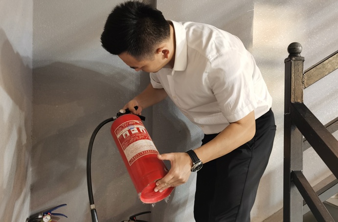 領(lǐng)導(dǎo)班子深入掛點(diǎn)項(xiàng)目督導(dǎo)項(xiàng)目建設(shè)和安全生產(chǎn) 領(lǐng)導(dǎo)班子深入掛點(diǎn)項(xiàng)目督導(dǎo)項(xiàng)目建設(shè)和安全生產(chǎn)