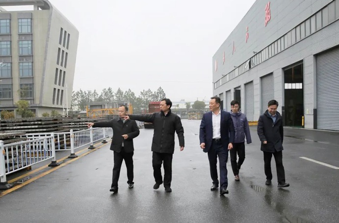 市政公用集團(tuán)黨委副書記、總經(jīng)理萬義輝到市政遠(yuǎn)大公司調(diào)研指導(dǎo)