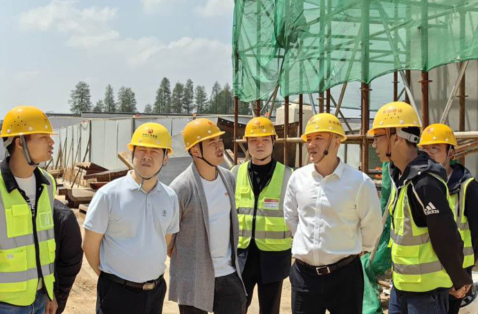 徐旭到S49楓生快速路項目調(diào)研品質(zhì)提升實施情況 徐旭到S49楓生快速路項目調(diào)研品質(zhì)提升實施情況