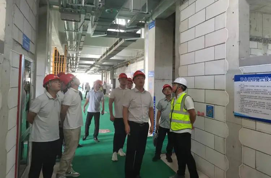 南昌市政建設集團組織“優(yōu)秀工地”觀摩交流活動 南昌市政建設集團組織“優(yōu)秀工地”觀摩交流活動