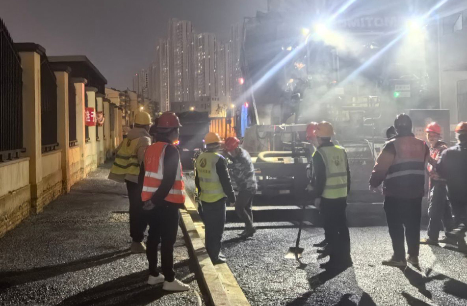 奮戰(zhàn)四季度南昌市政建設(shè)全力以赴搶抓項目建設(shè)進度 奮戰(zhàn)四季度南昌市政建設(shè)全力以赴搶抓項目建設(shè)進度