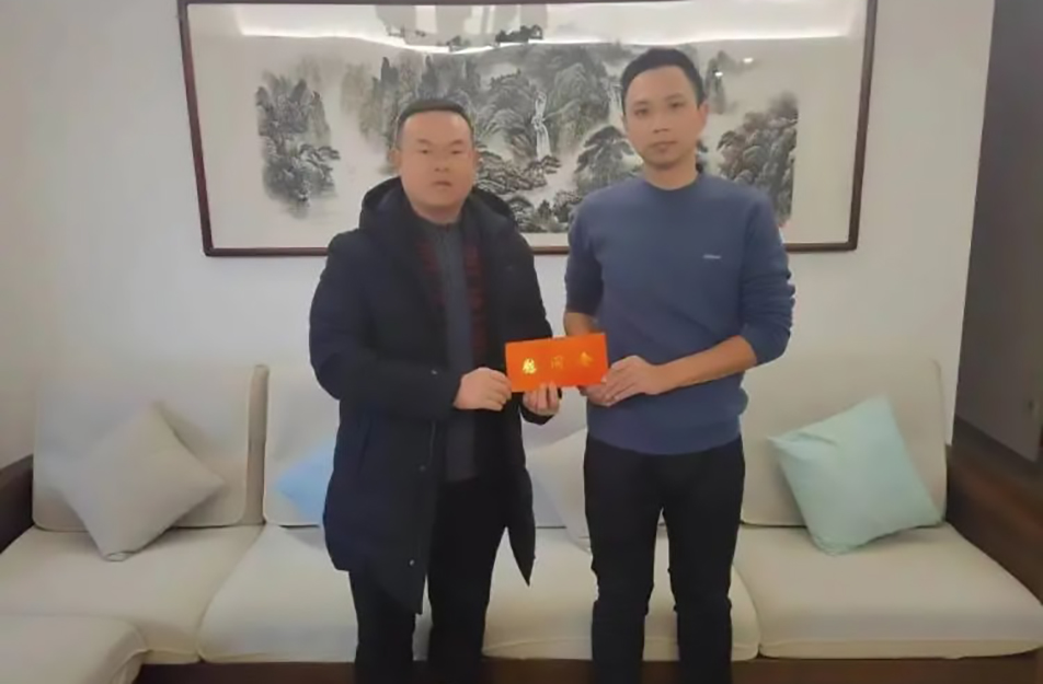 南昌市政建設(shè)集團開展2024年春節(jié)“送溫暖”走訪慰問行動 南昌市政建設(shè)集團開展2024年春節(jié)“送溫暖”走訪慰問行動