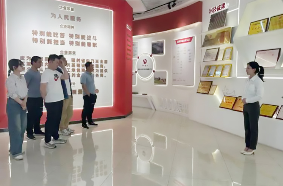 南昌市政建設集團開展“重溫奮斗史，啟航新征程”企業(yè)展廳講解活動